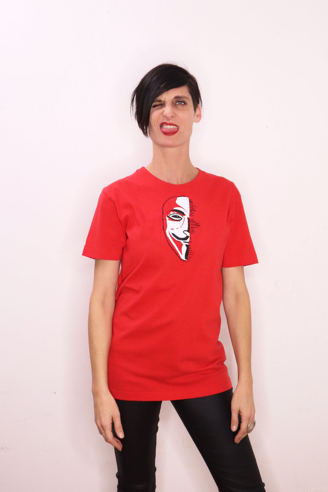 T-shirt S Red  Anonymous Peaceful Hackers