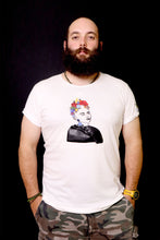 Load image into Gallery viewer, T-shirt  XL Frida Kahlo
